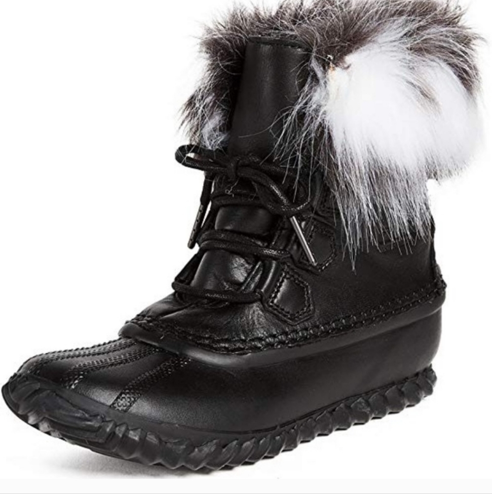 Sorel Out N' About Fur Lux leather booties size 6